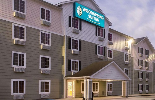 Lobdell/Woodale Hotel | WoodSpring Suites Baton Rouge Airline Highway