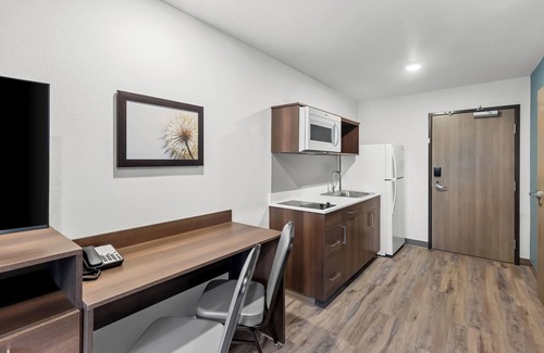 Beaverton Hotel | WoodSpring Suites Beaverton - Portland West