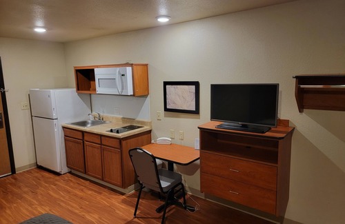 Jeffersontown Hotel | WoodSpring Suites Louisville Jeffersontown