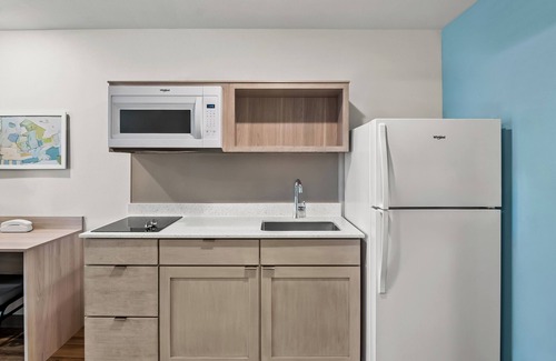 Newington Hotel | Woodspring Suites Newington - Hartford South
