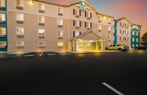 North Charleston Hotel | WoodSpring Suites | North Charleston Airport I-526