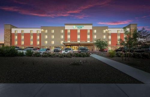 Deer Valley Hotel | WoodSpring Suites Phoenix-Deer Valley