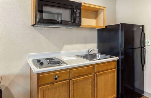 Garner Hotel | WoodSpring Suites Raleigh Garner