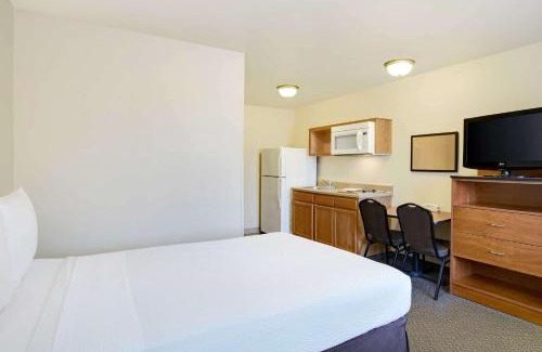 Northeast Raleigh Hotel | WoodSpring Suites Raleigh Northeast Wake Forest