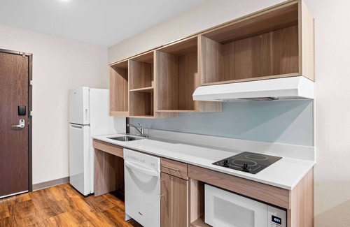 Mosby Hotel | WoodSpring Suites Richmond Airport