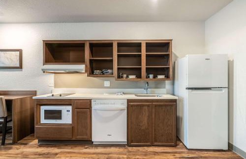 Sanford Hotel | WoodSpring Suites Sanford North I-4 Orlando Area