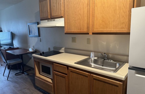 St. Charles Hotel | WoodSpring Suites St Louis St Charles