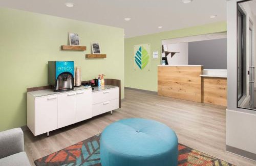 O'Fallon Hotel | WoodSpring Suites St Peters-OFallon