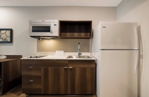 Dupont Hotel | Woodspring Suites Denver Commerce City