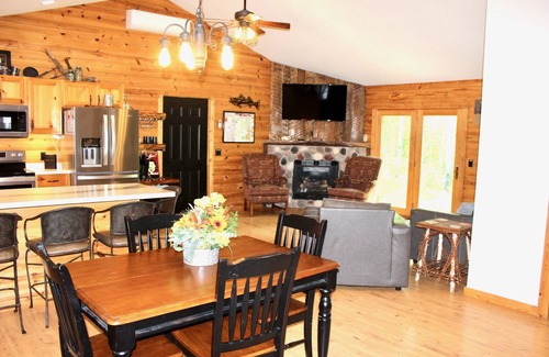 Birchwood Cabin | Woodview Lodge