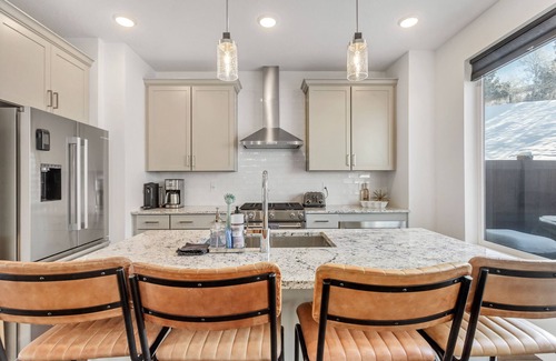 Summit Park House | Woodward Luxury - Hot Tub! Trails/Nature from the back patio