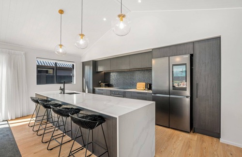 Lowburn House | Wooing Retreat - Cromwell Holiday Home