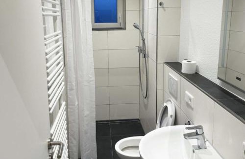 Oberbilk Apartment | Work and Sleep Düsseldorf 6 Pers Bahnhofsnah Monteure und Gruppen D6