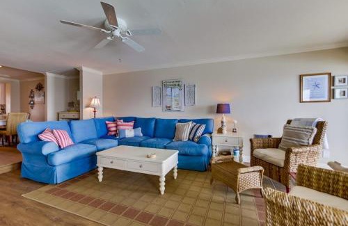Solana Beach Apartment | Work Friendly Oceanfront SURF25 Condo