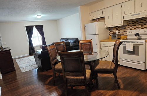 Cookeville House | Work or Play here's your place to stay - Executive home ready for your family!