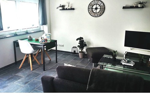 Karsau Condo | Worker/Holiday Apartment Mrs. Little