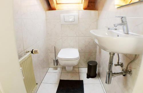 Busingen am Hochrhein Apartment | Workers Apartment- three room apartment with kitchen and wifi