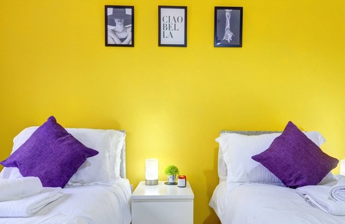 Sheffield Apartment | Workers/ Visitors | Sheffield 2 BedApt