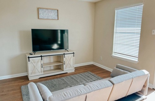 Central City Apartment | Workforce Gem Minutes to Downtown and Beach