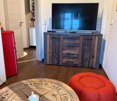 Josephsplatz Apartment | Workout & Chill