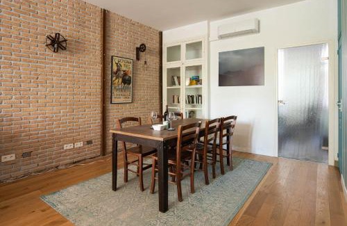 Beziers City Centre Apartment | Workshop