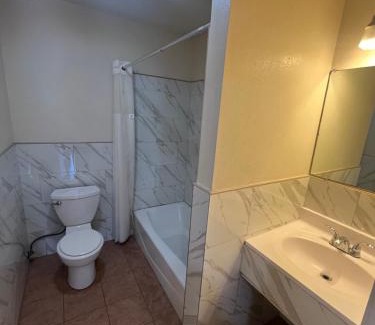 Lynwood Hotel | World Motel