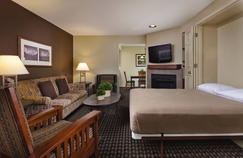 Bass Lake Hotel | WorldMark Bass Lake
