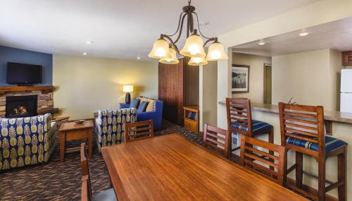 Tahoe Village Resort | WorldMark Lake Tahoe