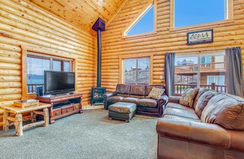 Harbor Village House | Worthen Cabin