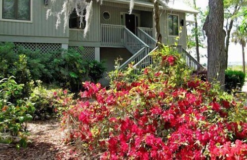 Midway Cottage | WOW - $225/nt! Salt Crest Waterfront Cottage w/Dock - Sleeps 8