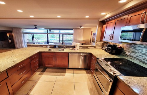 Kaanapali Condo | WOW! "BEST IN CLASS" POSH NEW REMODEL! 2 BR/2 BA-SLEEPS 9 - 6 BEDS-Great Views!
