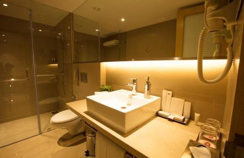 Indore Hotel | WOW Crest, Indore - IHCL SeleQtions