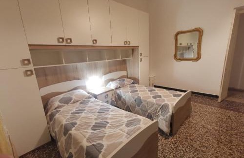 San Teodoro Apartment | Wow Home - 175 mq - posteggio privato - davanti porto traghetti - fino a 10 posti letto