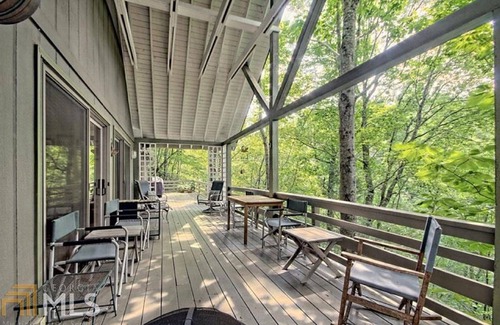 Lakemont Cabin | WOW.Mountain and Lake Views, Lake Rabun the "Lake Como" of the US