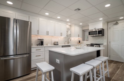Lewes Condo | Wow! Renovated 3rd floor bayfront condo!