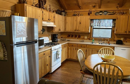 Hiawassee Cabin | Wow View, Clean! Dogs Welcome. Hot Tub. Convenient To Town.