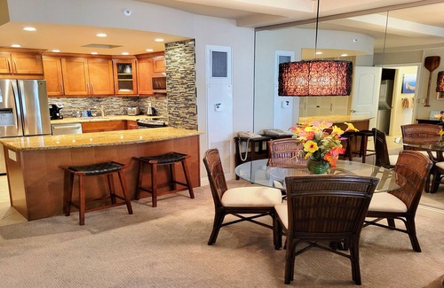 Kaanapali Condo | WOW! WHALER's BEST-10th Fl. 1 BR- SLEEPS 6 -PANORAMIC Ocean Views 365 SUNSETS!