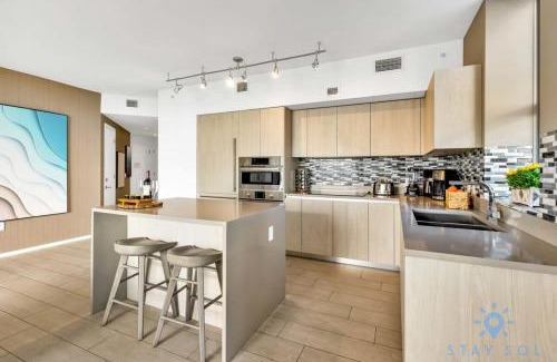 Hollywood South Central Beach Apartment | Wrap Around Balcony Insane Views Amazing Pools