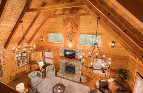 Boone House | Wrap-Around Porch, Hot Tub and Game Room