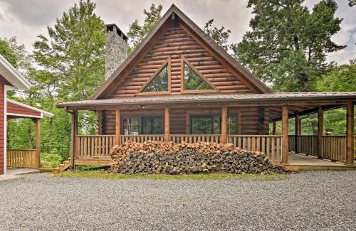 Alpendorf House | Wraparound Deck Linville Mountain Cabin