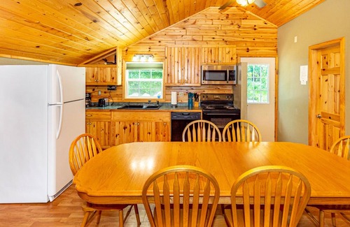 Park Rapids Cabin | WRC 6 Lake front, sandy beach, great fishing, water skiing, tubing and more!