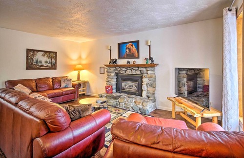 Wrightwood House | Wrightwood Home w/ Fire Pit & Views!