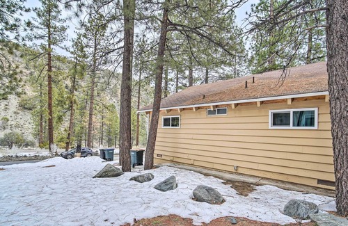 Wrightwood House | Wrightwood Home with Fire Pit < 1 Mi to Downtown!