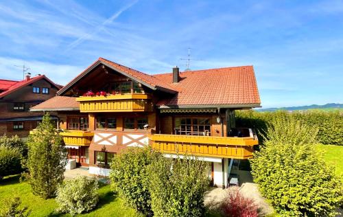 Steibis Apartment | Wunderschöne Wohnung mit Balkon und Blick auf die Alpen