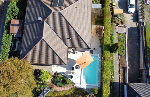 Harrislee House | Wunderschönes Haus mit Sehr Großzügigem Garten und Beheiztem Außen Pool