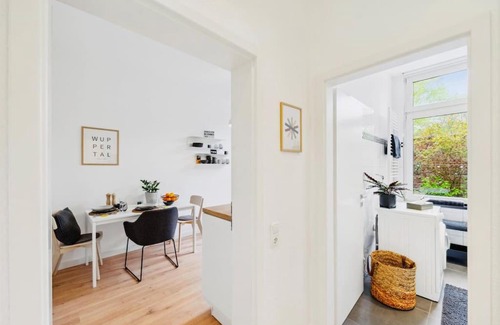 Wuppertal Apartment | Wuppertaler Altbau-Traum Gutenberg - Nähe DUS & Dortmund & Köln & Essen