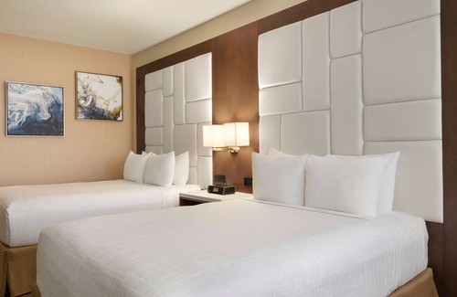 Anaheim Resort Hotel | Wyndham Anaheim