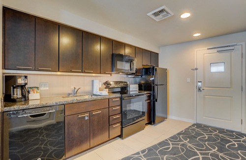 Las Vegas Condo | Wyndham Desert Blue (2 Bedroom Condo - near strip)