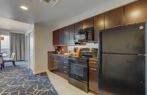 Las Vegas Condo | Wyndham Desert Blue (2 Bedroom Condo - near strip)