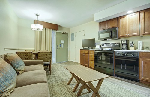 Historic Downtown Durango Condo | Wyndham Durango | Five 1BR/1BA Suites